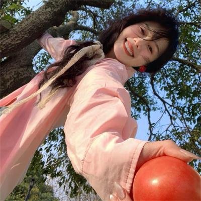 《白小姐》